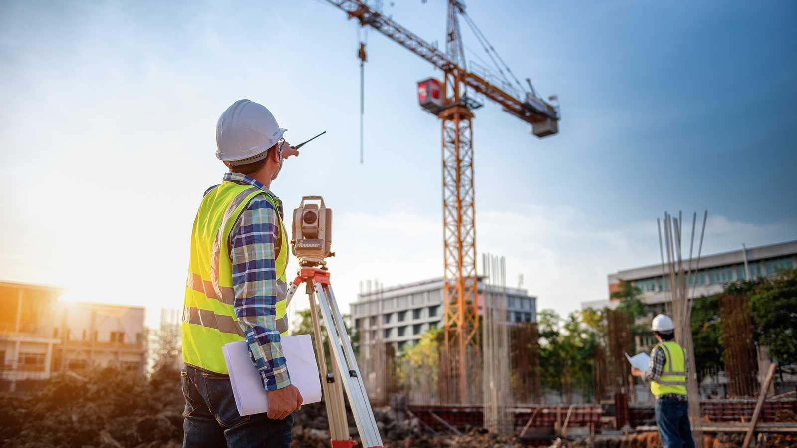 Civil Engineer at a job site representing Civil Engineering programs at Clarkson University